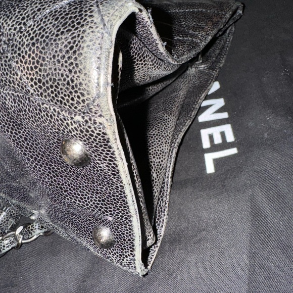 Chanel
CC Crave large Tote Quilted Glazed Caviar - Picture 14 of 16